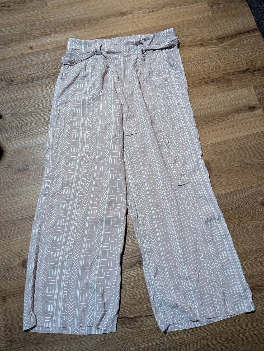 NEW Torrid Challis Tie Front Wide Leg Pull On Pants 0 0X